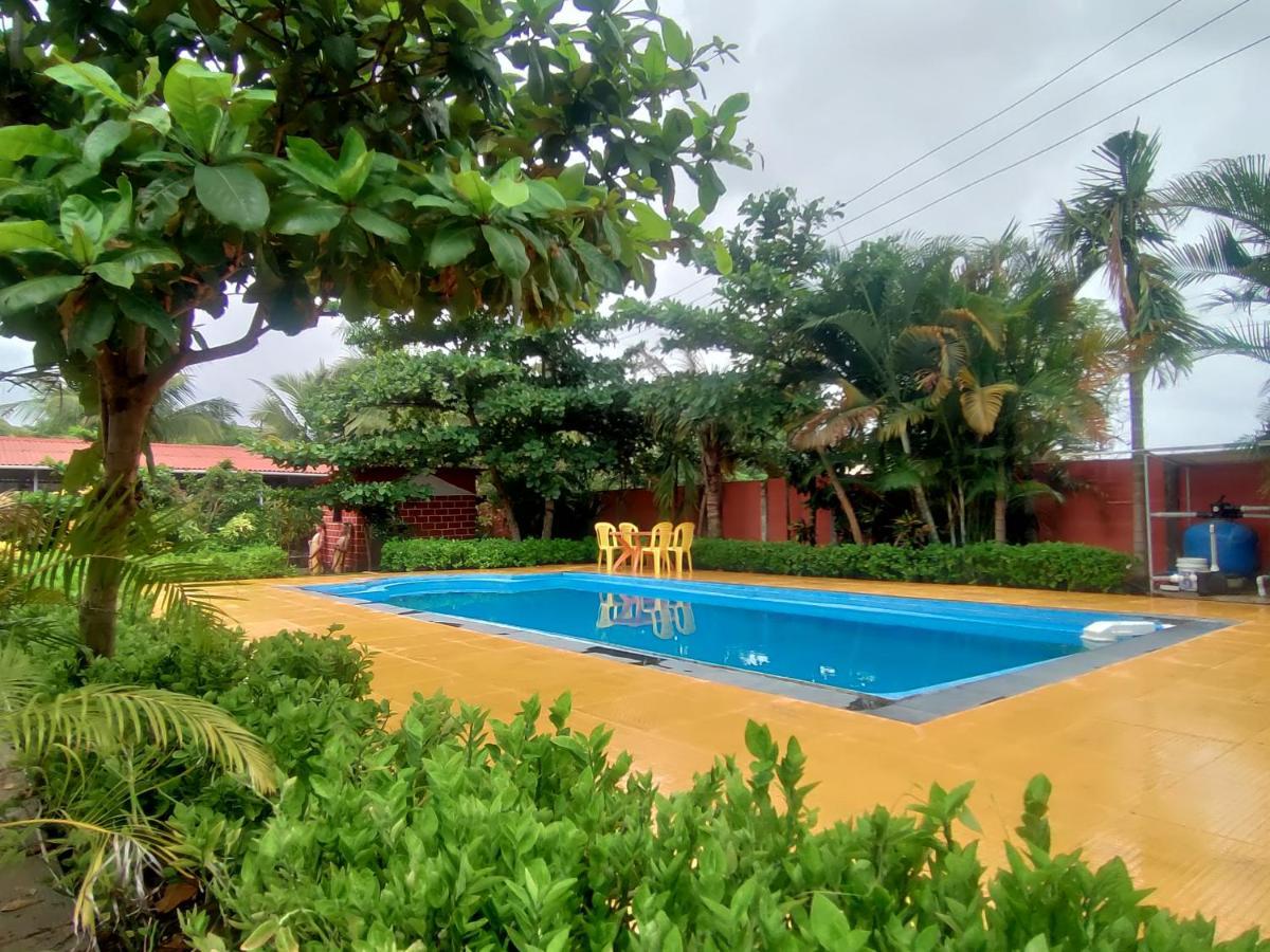 Opulence Resort Awas Alibaug Alībāg Εξωτερικό φωτογραφία